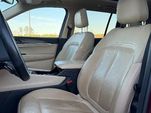 Used 2022 Jeep Grand Cherokee Limited image 5