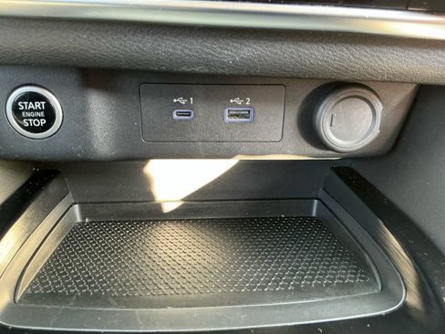 Used 2023 Nissan Rogue SV AWD/4WD image 27