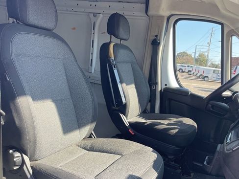 Used 2022 RAM ProMaster 2500 image 6