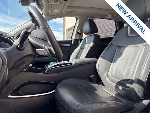 Used 2022 Hyundai Tucson Limited AWD/4WD image 16
