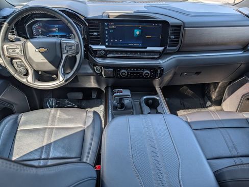 Used 2023 Chevrolet Silverado 1500 High Country w/ High Country Premium Package AWD/4WD image 19