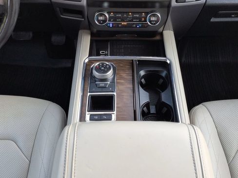 Used 2019 Ford Expedition Max Platinum RWD image 19