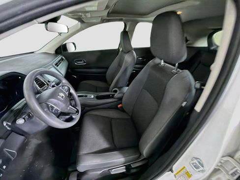 Used 2021 Honda HR-V EX image 13