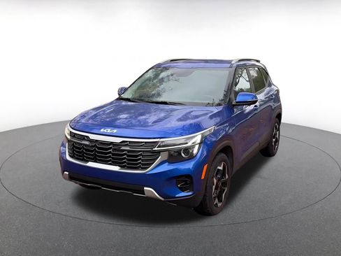 Used 2025 Kia Seltos S image 7