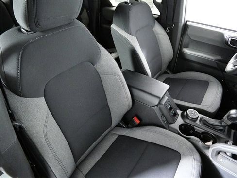 Certified 2023 Ford Bronco Base image 11