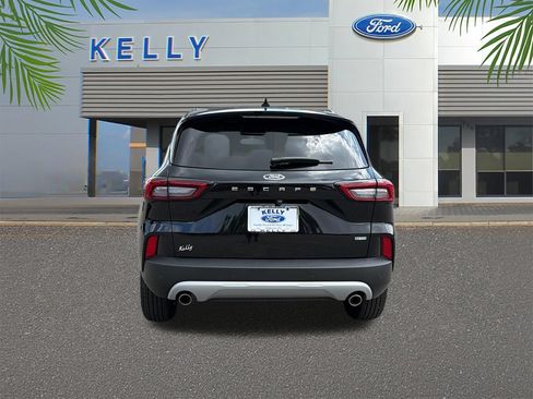 Used 2025 Ford Escape SE FWD image 4