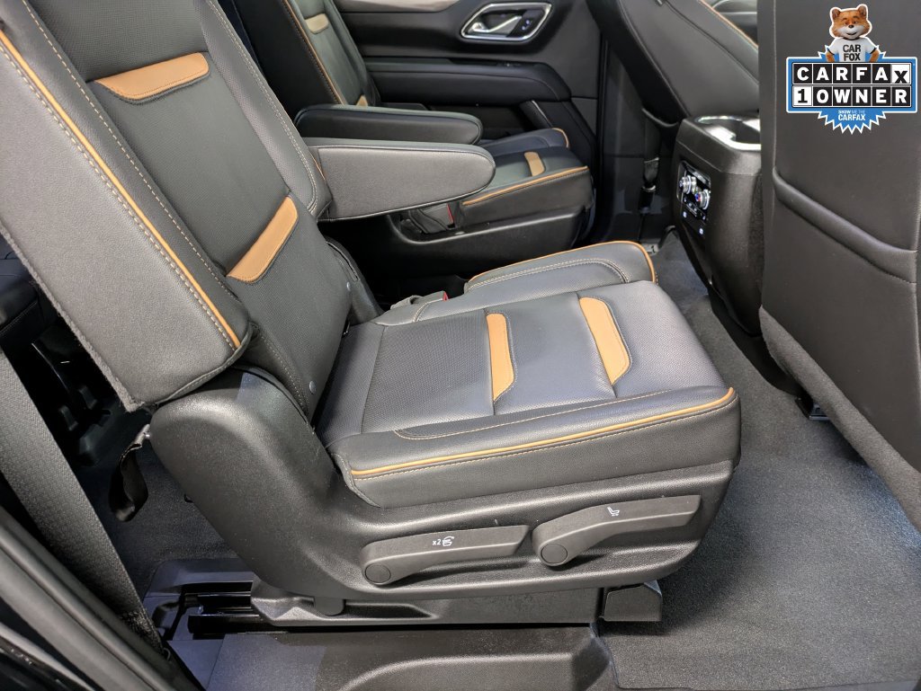 Used 2024 GMC Yukon AT4 w/ Technology Package AWD/4WD image 27