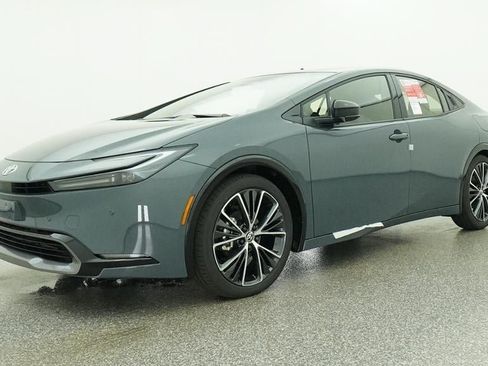 New 2026 Toyota Prius XLE FWD image 17