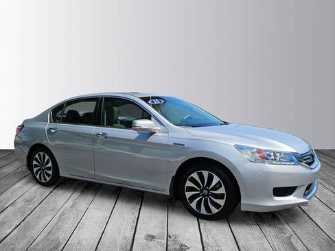 Used 2015 Honda Accord Touring image 7