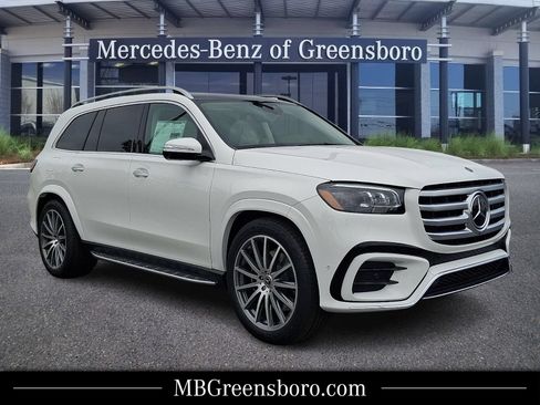 New 2026 Mercedes-Benz GLS 450 4MATIC image 1
