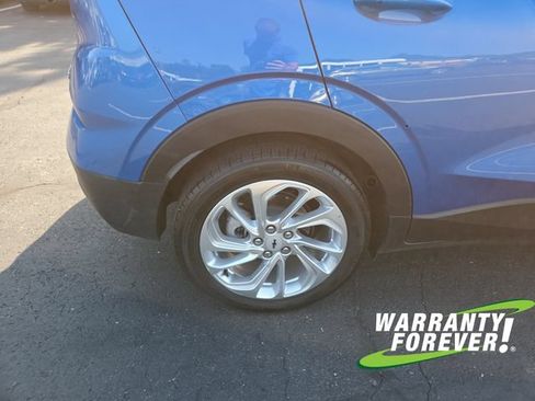 Used 2023 Chevrolet Bolt EUV LT FWD image 20