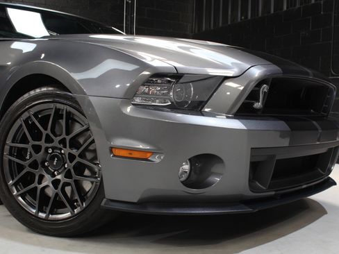 Used 2014 Ford Mustang Shelby GT500 w/ Equipment Group 821A RWD image 13