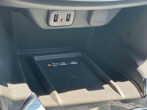 Used 2023 Chevrolet Traverse LT w/ LPO, Floor Liner Package AWD/4WD image 30