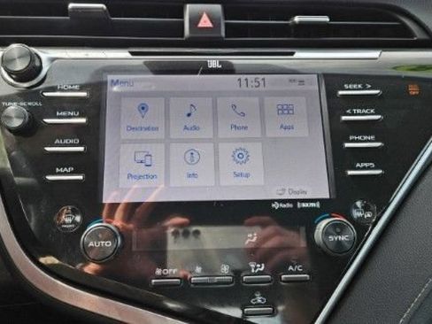 Used 2018 Toyota Camry XSE w/ Driver Assist Package FWD image 16