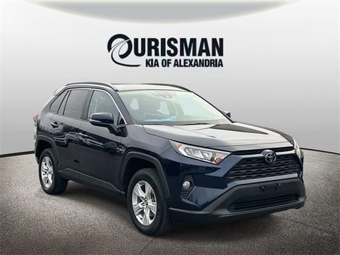 Used 2020 Toyota RAV4 XLE image 1
