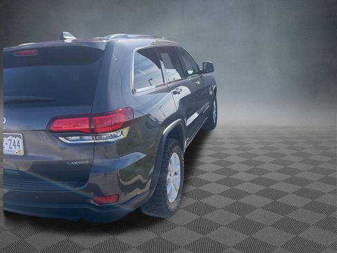 Used 2021 Jeep Grand Cherokee Laredo X image 5