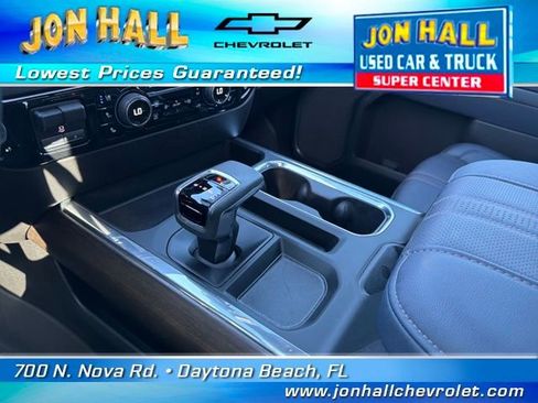 Used 2024 Chevrolet Silverado 1500 High Country w/ High Country Premium Package image 32