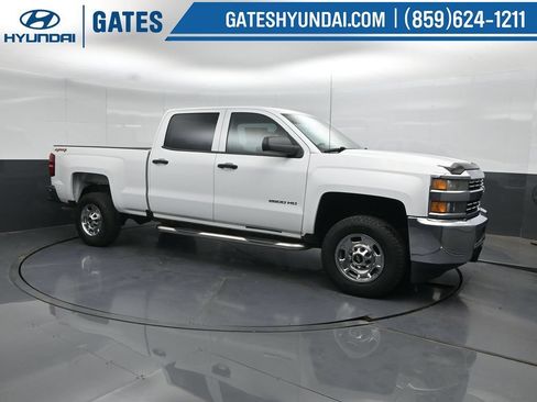 Used 2016 Chevrolet Silverado 2500 W/T AWD/4WD image 1