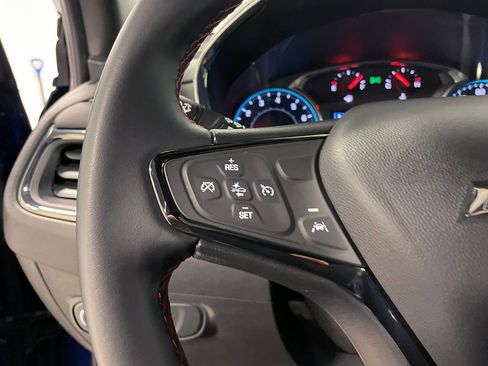 Used 2020 Chevrolet Equinox LT image 36