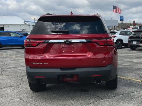 Used 2023 Chevrolet Traverse LT w/ LT Premium Package image 8