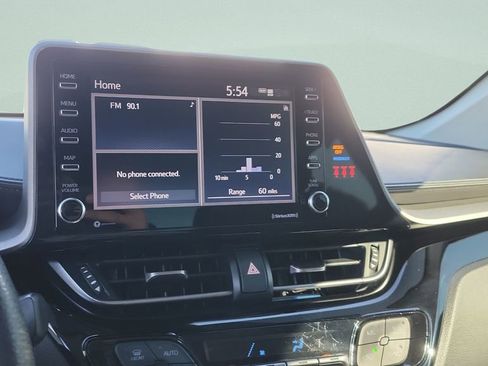 Used 2021 Toyota C-HR LE image 21