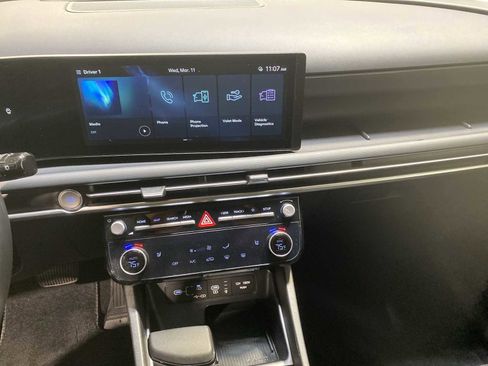 Used 2025 Hyundai Tucson SEL image 16