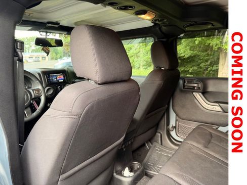 Used 2014 Jeep Wrangler Unlimited Sport w/ Quick Order Package 24S AWD/4WD image 11
