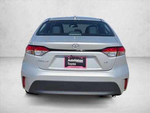 Used 2024 Toyota Corolla LE FWD image 7