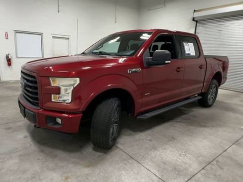 Used 2015 Ford F150 XLT w/ Equipment Group 302A Luxury AWD/4WD image 8