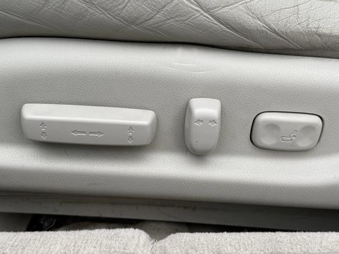 Used 2010 Acura TL w/ Technology Package image 8