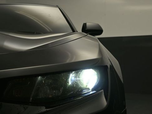 Used 2018 Chevrolet Camaro LT image 10