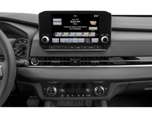 Used 2023 Mitsubishi Outlander SE image 41