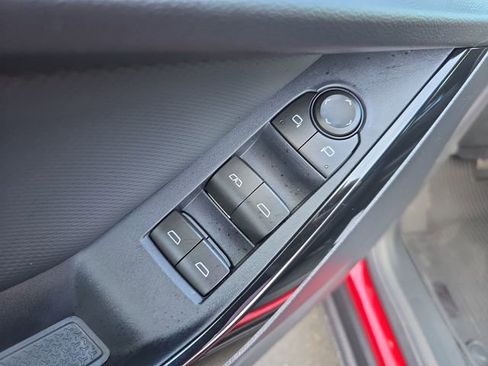 New 2026 Chevrolet Equinox LT w/ Convenience Package II image 11