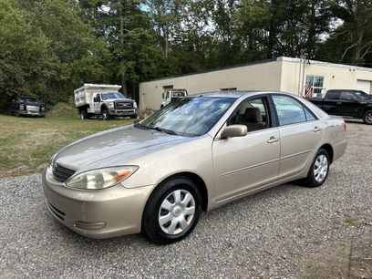 Used 2004 Toyota Camry LE