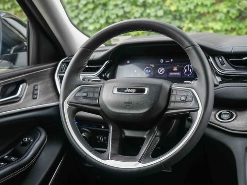 Used 2022 Jeep Grand Cherokee Limited 4xe AWD/4WD image 14