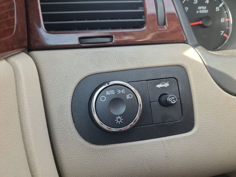 Used 2008 Chevrolet Impala LT image 27