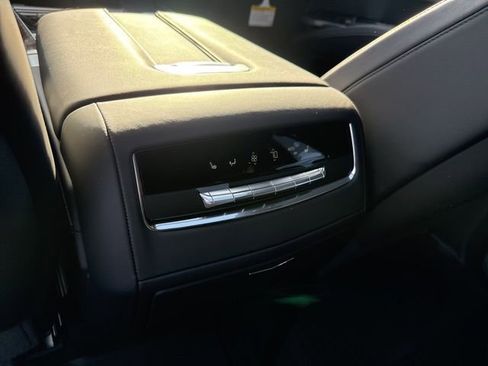 Used 2026 Cadillac Escalade Platinum Sport w/ LPO, ONYX Package image 13