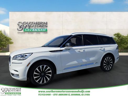 Used 2023 Lincoln Aviator Black Label Grand Touring w/ Class IV Trailer Tow Package AWD/4WD image 1