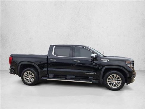 Used 2022 GMC Sierra 1500 Denali AWD/4WD image 4