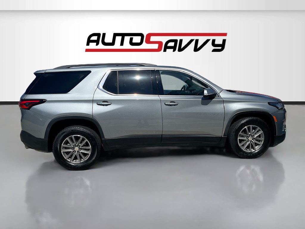 Used 2023 Chevrolet Traverse LT w/ Rear Camera Mirror Package AWD/4WD image 7