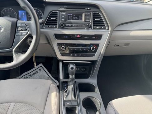 Used 2016 Hyundai Sonata SE image 15