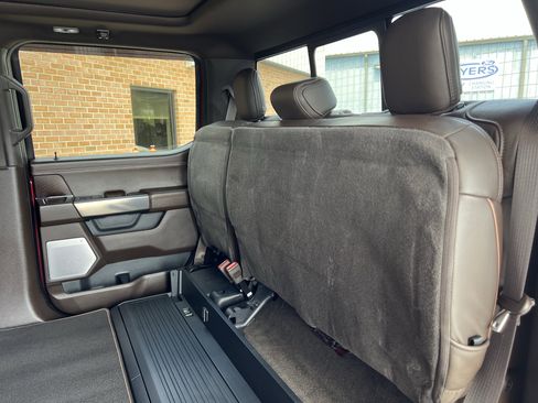 Used 2022 Ford F150 King Ranch w/ Equipment Group 601A High AWD/4WD image 31