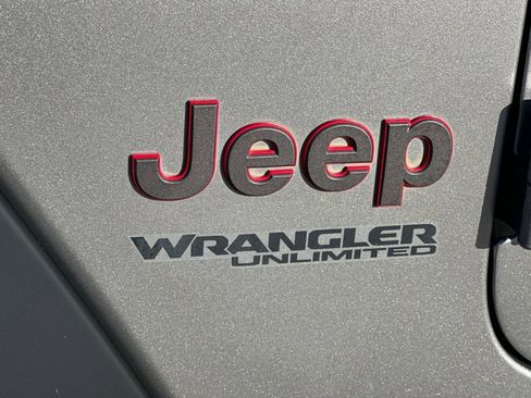 Used 2020 Jeep Wrangler Unlimited Rubicon image 30