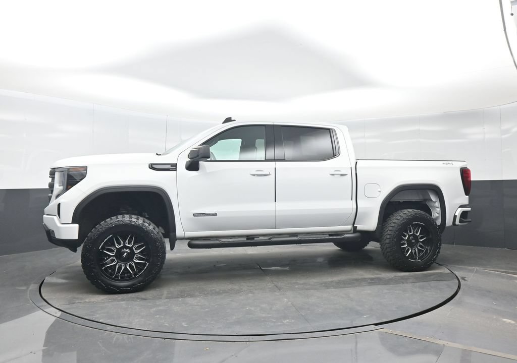Used 2023 GMC Sierra 1500 Elevation AWD/4WD image 3