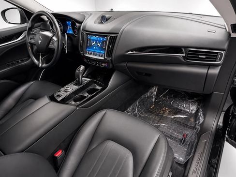 Used 2019 Maserati Levante S AWD/4WD image 25