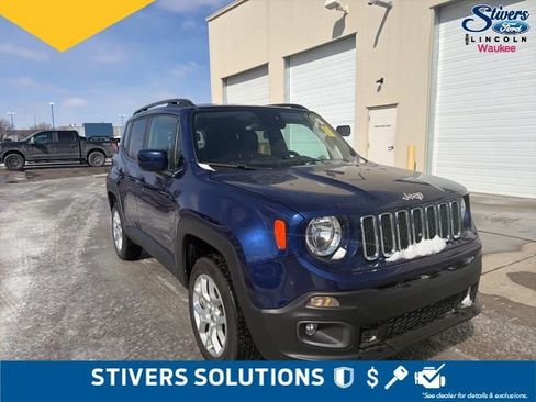 Used 2018 Jeep Renegade Latitude image 3