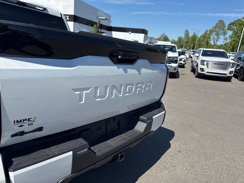 Used 2025 Toyota Tundra Platinum AWD/4WD image 35