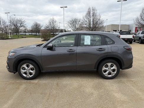 Used 2023 Honda HR-V LX image 3