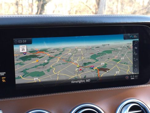 Used 2021 Mercedes-Benz S 560 4MATIC Coupe image 32