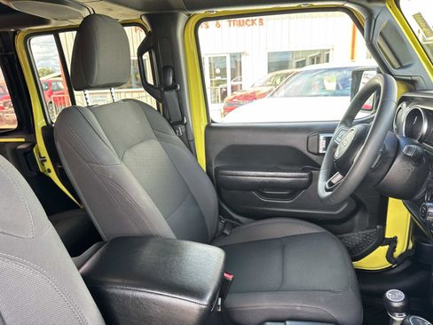 Used 2023 Jeep Wrangler Sport image 10